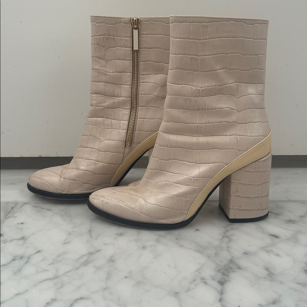 Dear Frances Spirit Ankle Boots, Ivory Croc, Size 37
